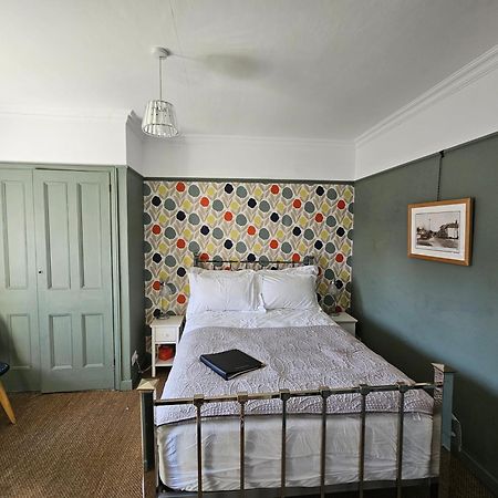The Lodge Stanwell Екстер'єр фото