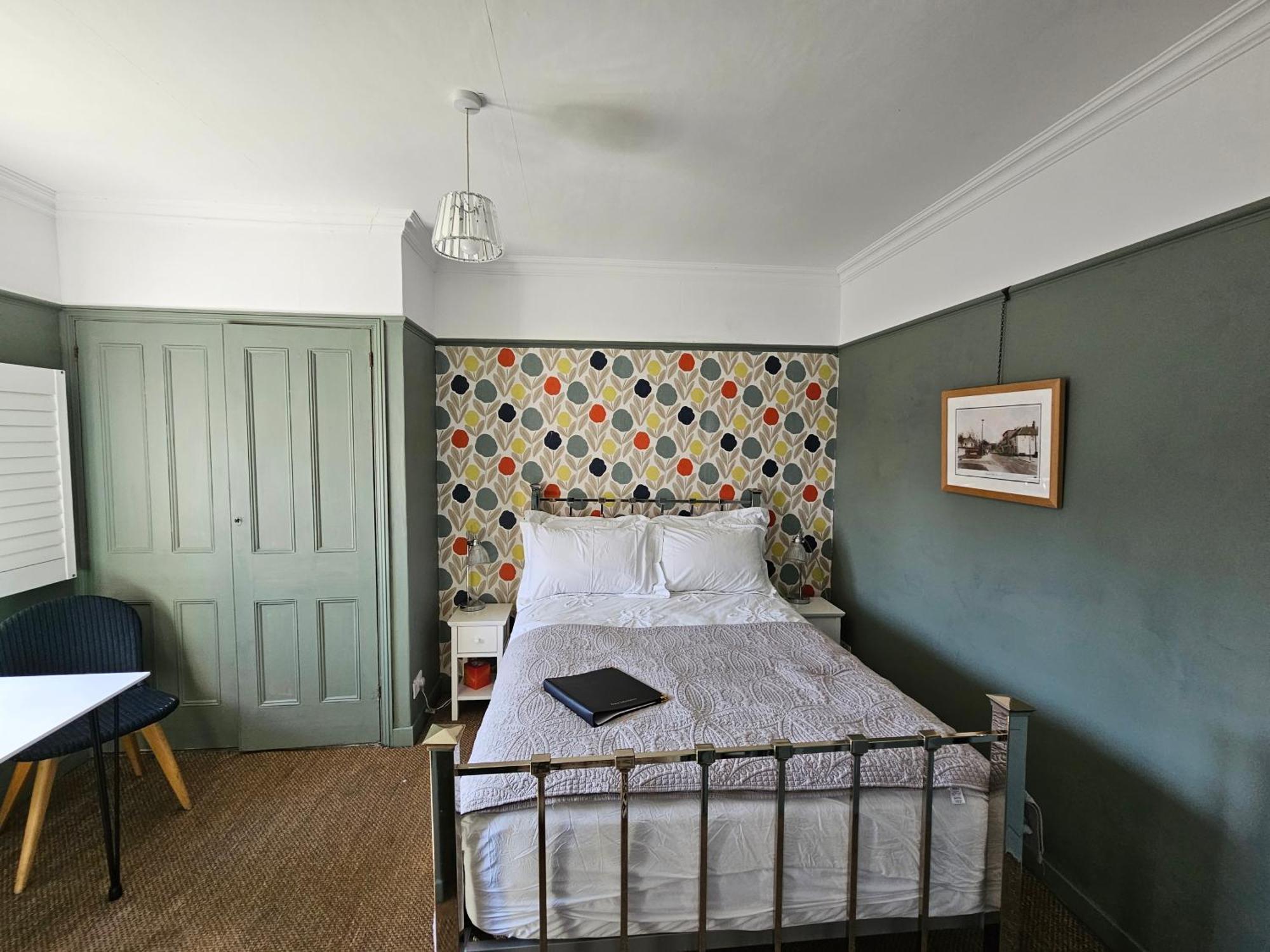 The Lodge Stanwell Екстер'єр фото